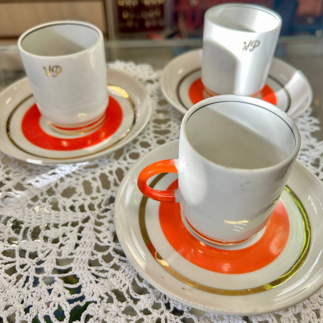 Кофейная пара Барановский ФЗ 1960гг, форма Березень ав. ВеличкоИ.П., ДиброваА.С., СпицаВ.Г.. Картинка 4